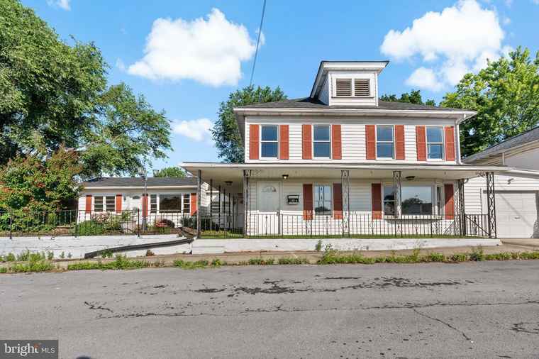 Photo of 304 Auburn St Martinsburg, WV 25401