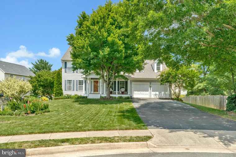 Photo of 407 Tracy Ct NE Leesburg, VA 20176