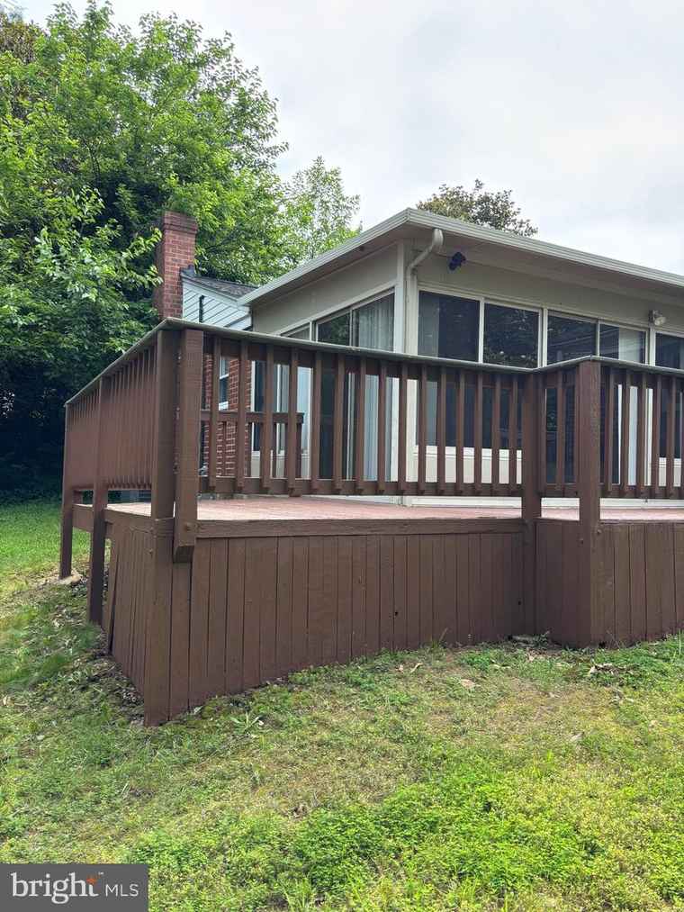 Photo of 3400 Pennsylvania St Hyattsville, MD 20783