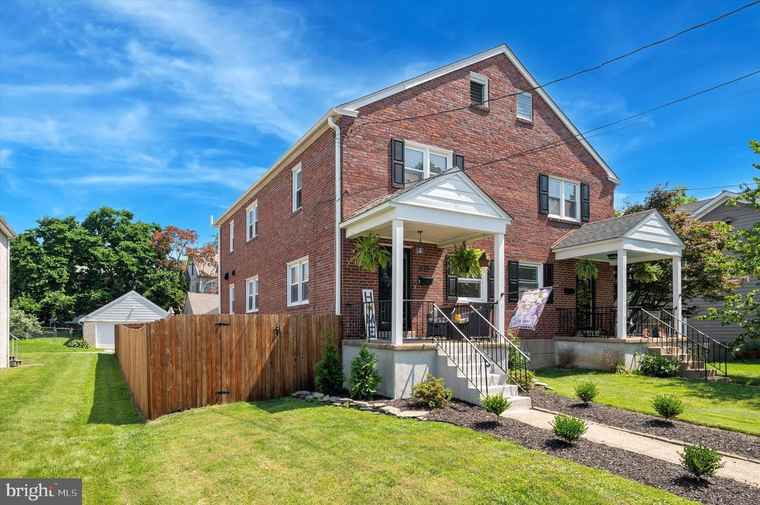 Photo of 229 E Front St Media, PA 19063