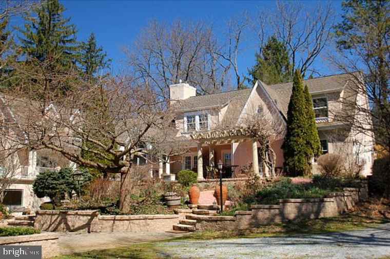 Photo of 301 Westtown Way West Chester, PA 19382