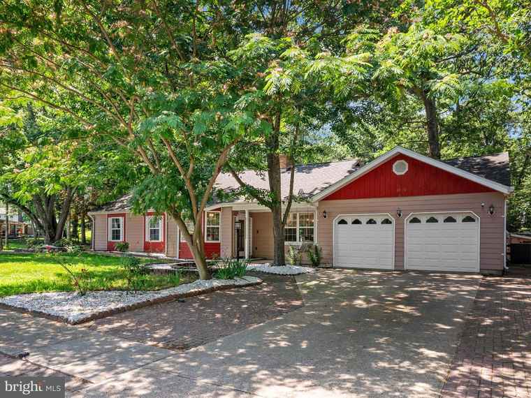 Photo of 3570 Pine Cone Cir Waldorf, MD 20602
