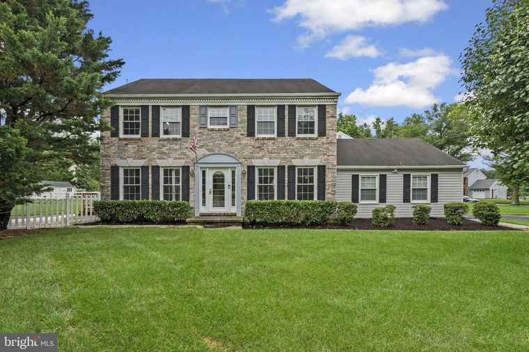Photo of 10203 Raleigh Tavern Ln Ellicott City, MD 21042