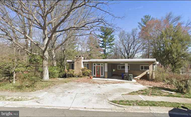 Photo of 2745 N Radford St Arlington, VA 22207