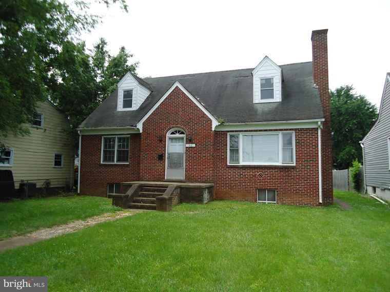 Photo of 1501 Dixon St Fredericksburg, VA 22401