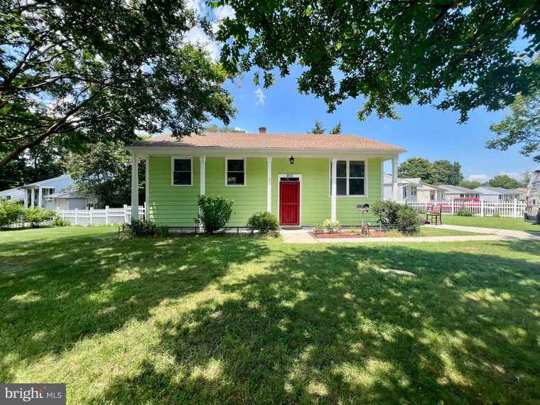 Photo of 900 Princeton Ter Glen Burnie, MD 21060