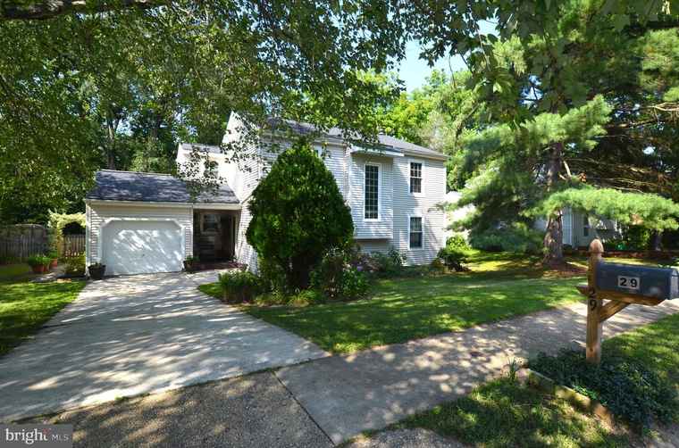 Photo of 29 N Fawn Dr Newark, DE 19711