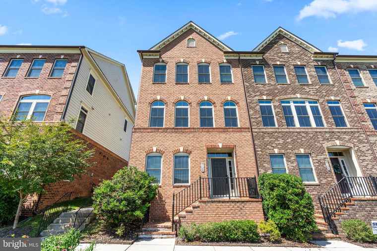 Photo of 9128 Kenway Ln Frederick, MD 21704