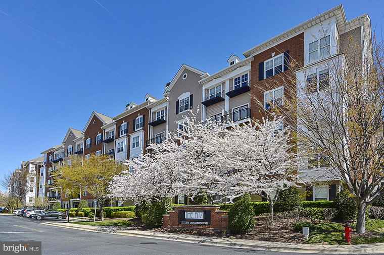 Photo of 501 Hungerford Dr #143 Rockville, MD 20850
