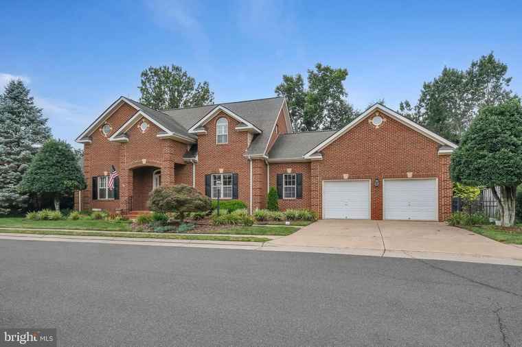 Photo of 243 Carriage Chase Cir Warrenton, VA 20186