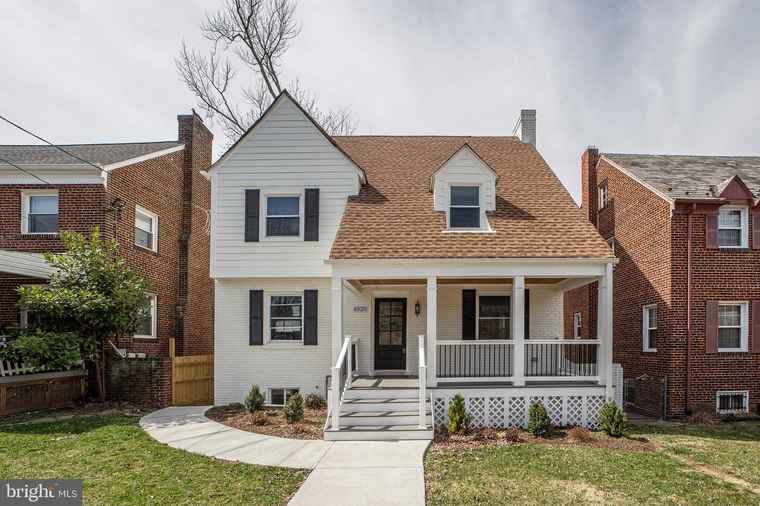 Photo of 6920 8th St NW Washington, DC 20012