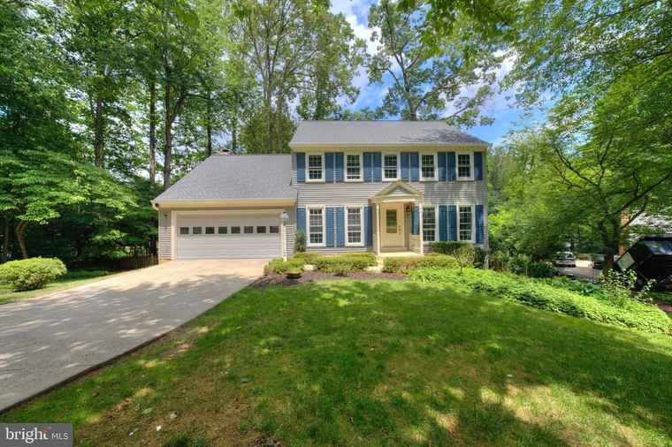 Photo of 1566 Old Eaton Ln Reston, VA 20194