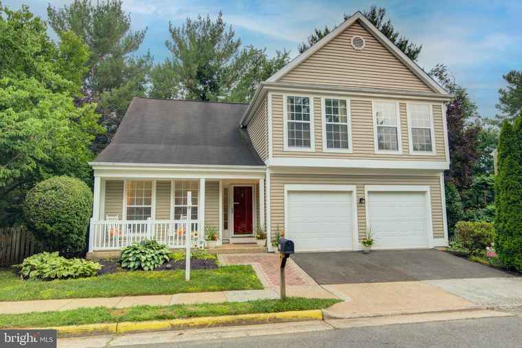 Photo of 322 Deerpath Ave SW Leesburg, VA 20175