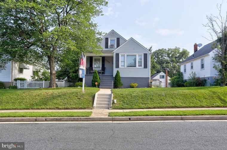 Photo of 3320 Woodside Parkville, MD 21234