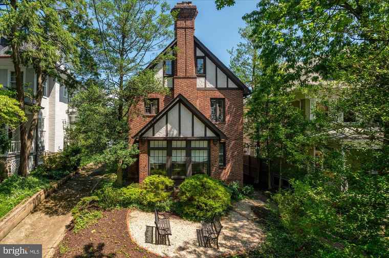 Photo of 3419 Lowell St NW Washington, DC 20016