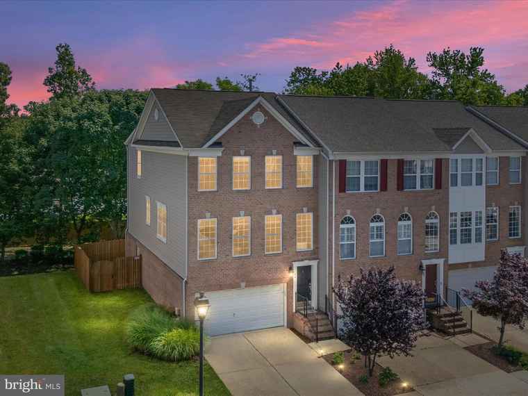 Photo of 84 Two Rivers Dr Edgewater, MD 21037