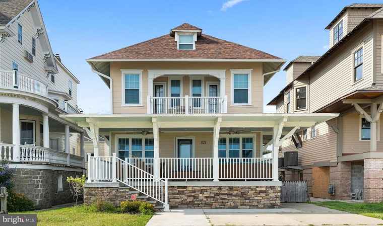 Photo of 821 Beach Dr Cape May, NJ 08204
