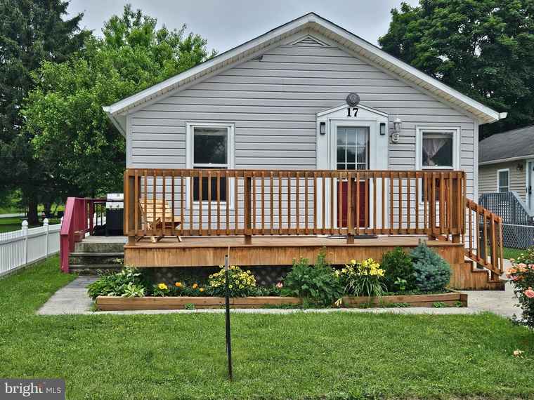 Photo of 17 Parkside Ave Downingtown, PA 19335