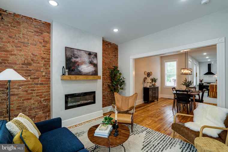 Photo of 522 W King St Lancaster, PA 17603