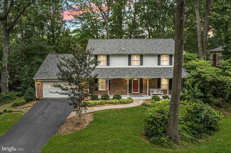 Photo of 10808 Midsummer Dr Reston, VA 20191
