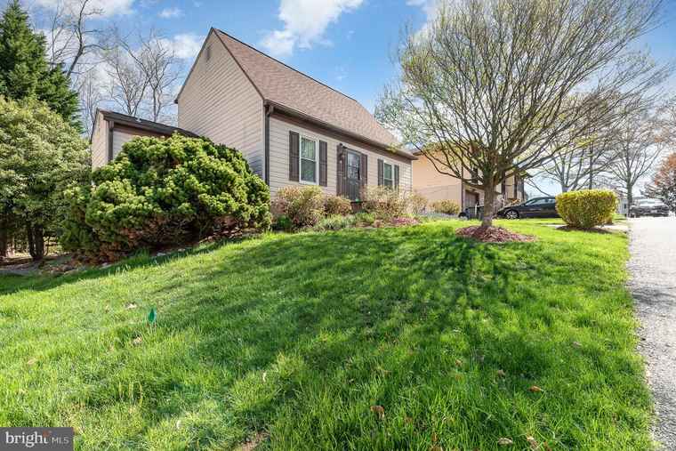 Photo of 6 Dewberry Way Bel Air, MD 21014