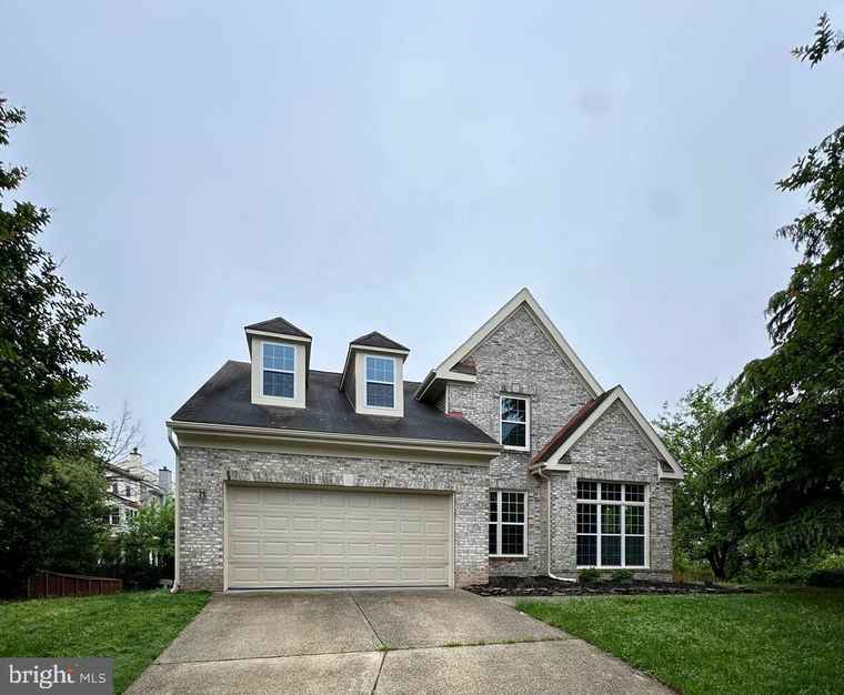 Photo of 43997 Needmore Ct Ashburn, VA 20147