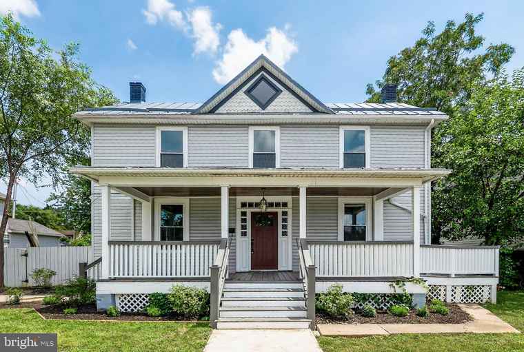 Photo of 116 S Pleasant Valley Rd Winchester, VA 22601