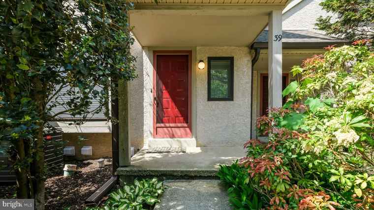Photo of 39 Oakmont Pl Media, PA 19063