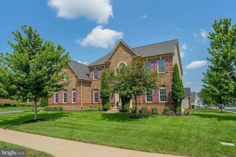 Photo of 44306 Kentmere Ct Ashburn, VA 20147