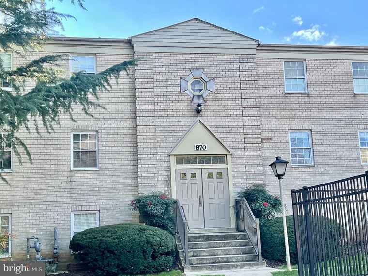 Photo of 870 College Pkwy Unit 870-30 Rockville, MD 20850