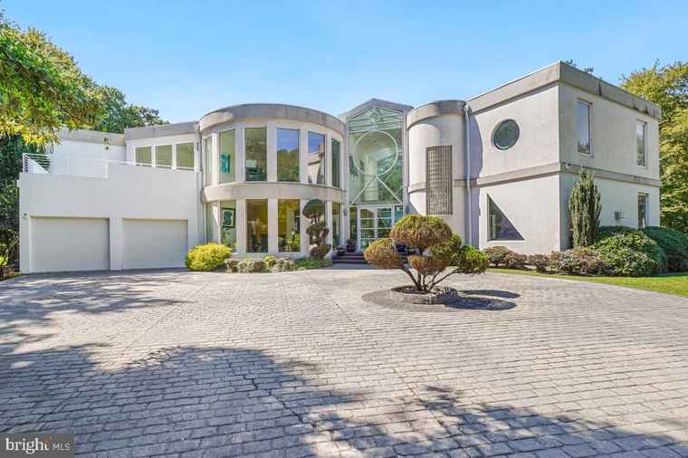 Photo of 10 Battersea Ln Fort Washington, MD 20744