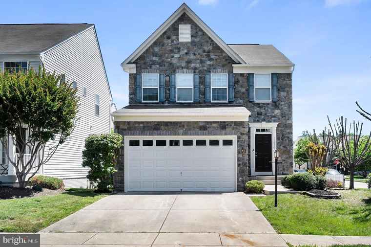 Photo of 15630 Gilpin Mews Ln Brandywine, MD 20613