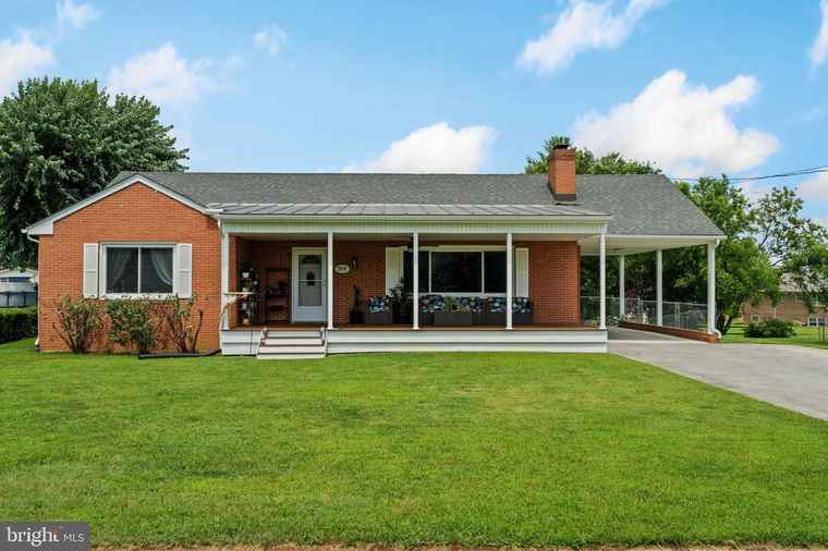 Photo of 319 Beechcroft Rd Winchester, VA 22601
