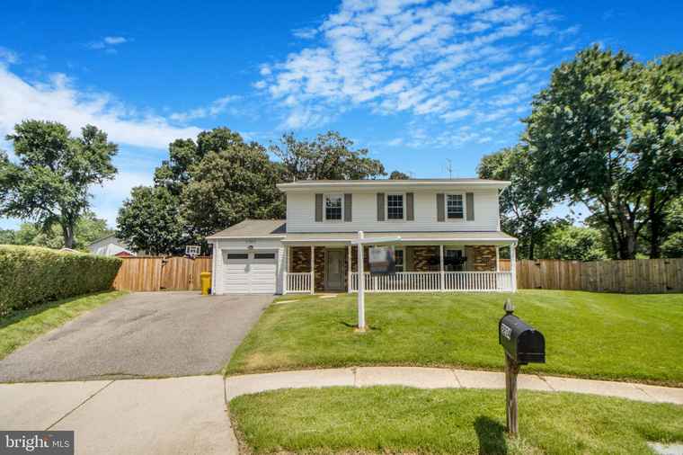 Photo of 2234 Autumn Valley Cir Gambrills, MD 21054