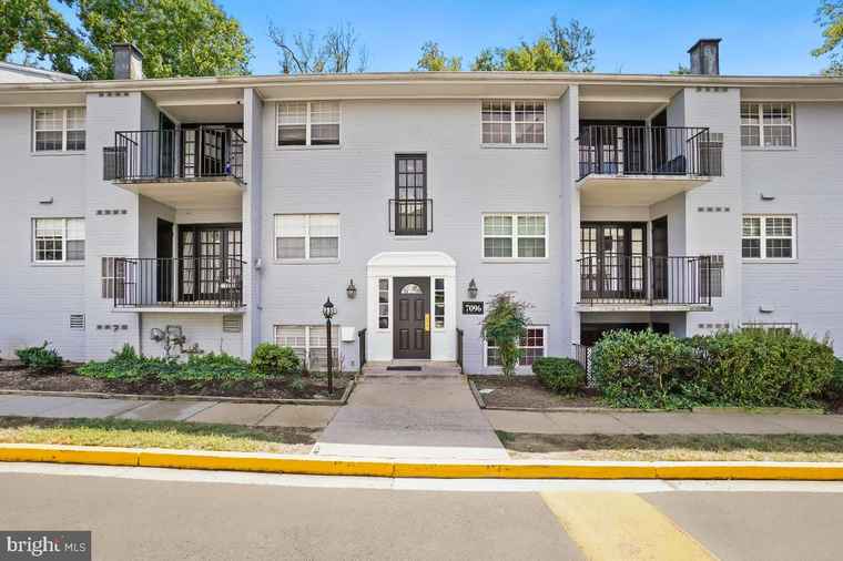 Photo of 7096 Spring Garden Dr #104 Springfield, VA 22150