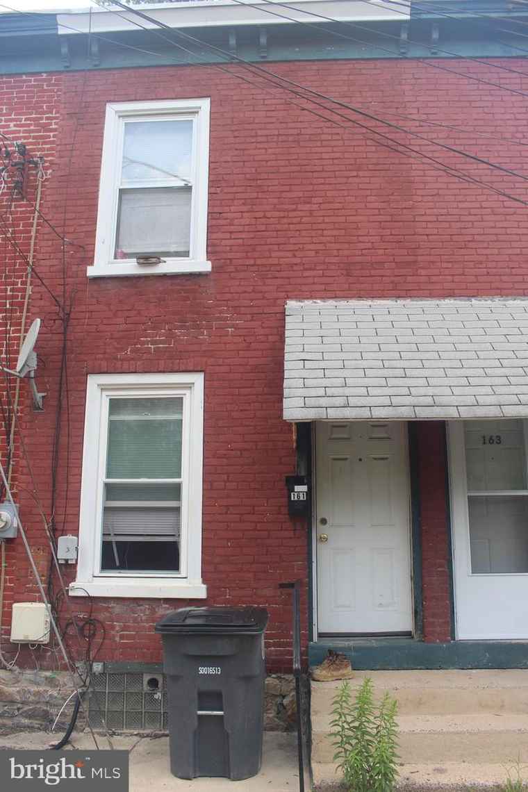 Photo of 161 Jefferson Ave Downingtown, PA 19335