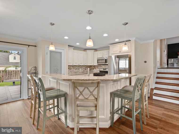 Photo of 6 Baylor Rd Glen Burnie, MD 21061