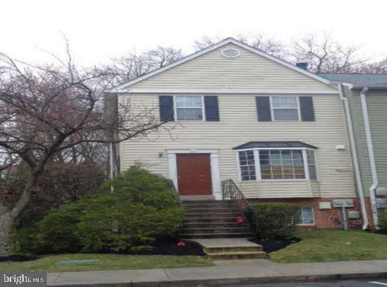 Photo of 7651 S Arbory Ln Laurel, MD 20707