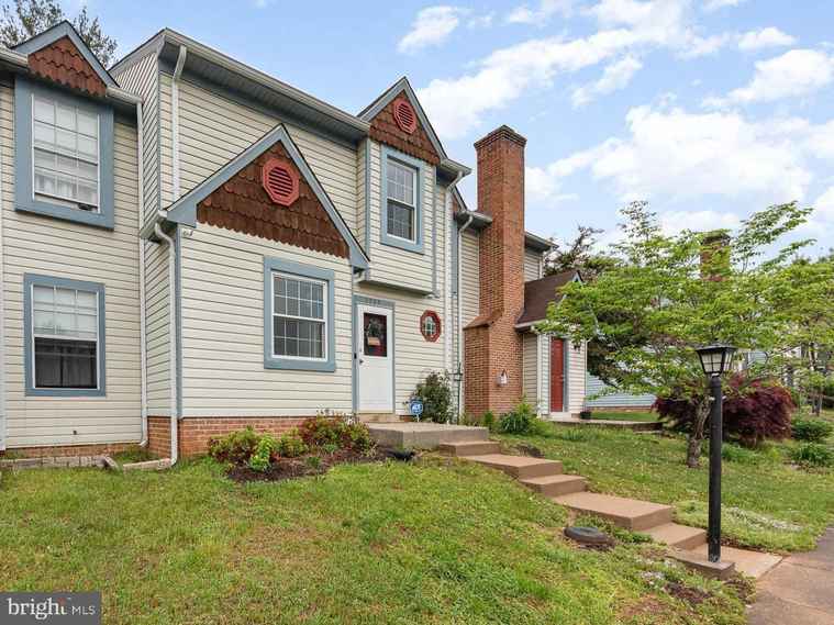 Photo of 2209 Hamway Dr Fredericksburg, VA 22407