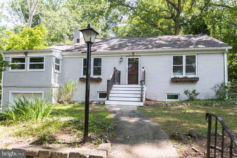 Photo of 7012 Lancaster Rd Baltimore, MD 21207