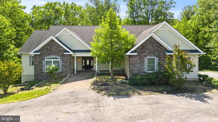 Photo of 6707 Burch Hill Rd Brandywine, MD 20613