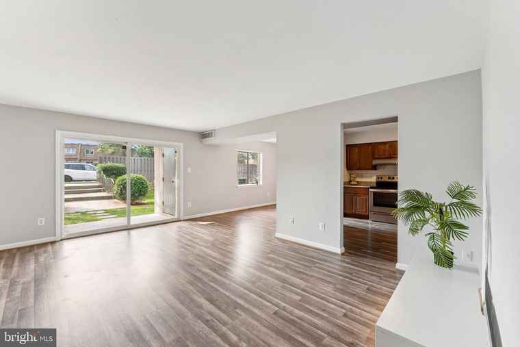 Photo of 3807 Laramie Pl Unit 124C Alexandria, VA 22309