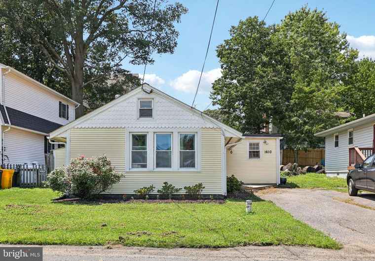 Photo of 1610 Midland Rd Edgewater, MD 21037