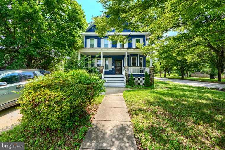 Photo of 2303 Elsinore Ave Baltimore, MD 21216