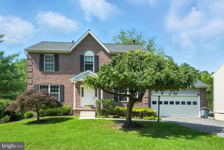 Photo of 9935 Rose Trl Ellicott City, MD 21042