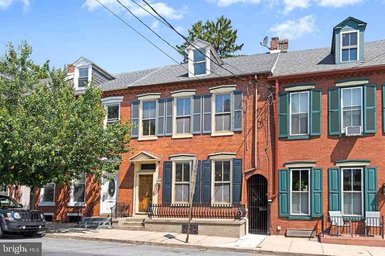 Photo of 355 E Chestnut St Lancaster, PA 17602