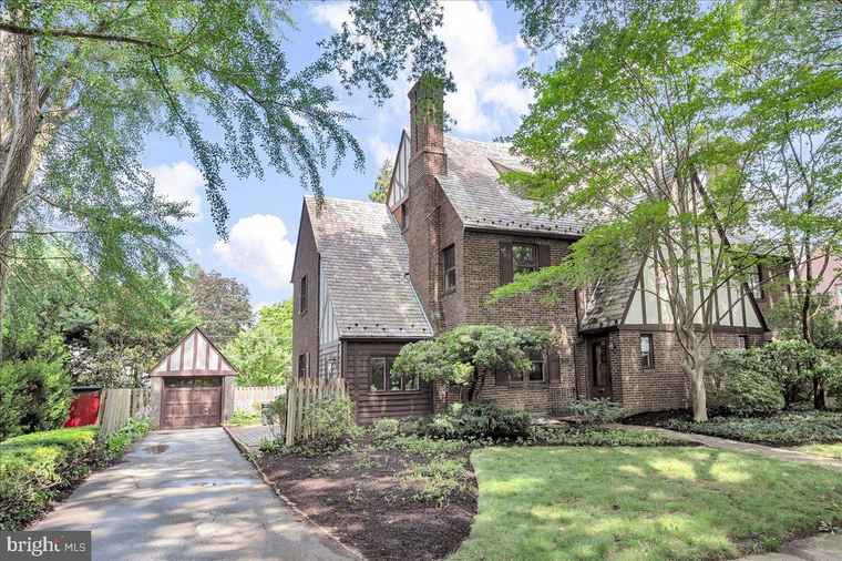 Photo of 901 Blackshire Rd Wilmington, DE 19805