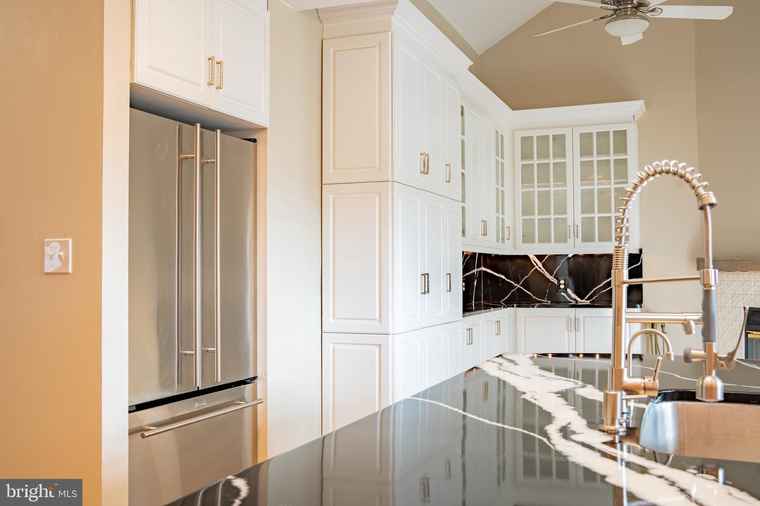 Photo of 6907 Jones View Dr Unit 3A Baltimore, MD 21209
