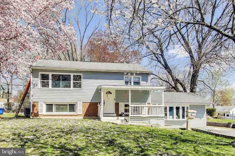 Photo of 1420 Aiden Dr Woodbridge, VA 22191
