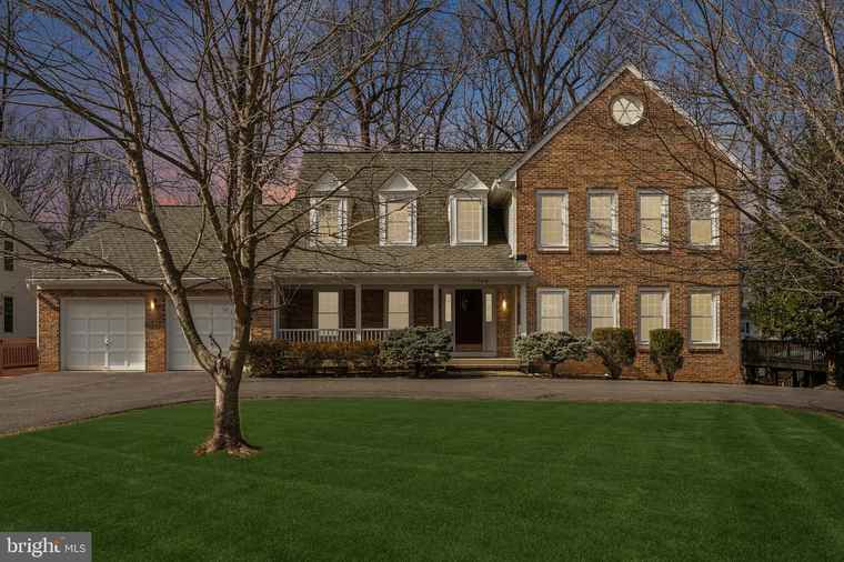 Photo of 7708 Brickyard Rd Potomac, MD 20854
